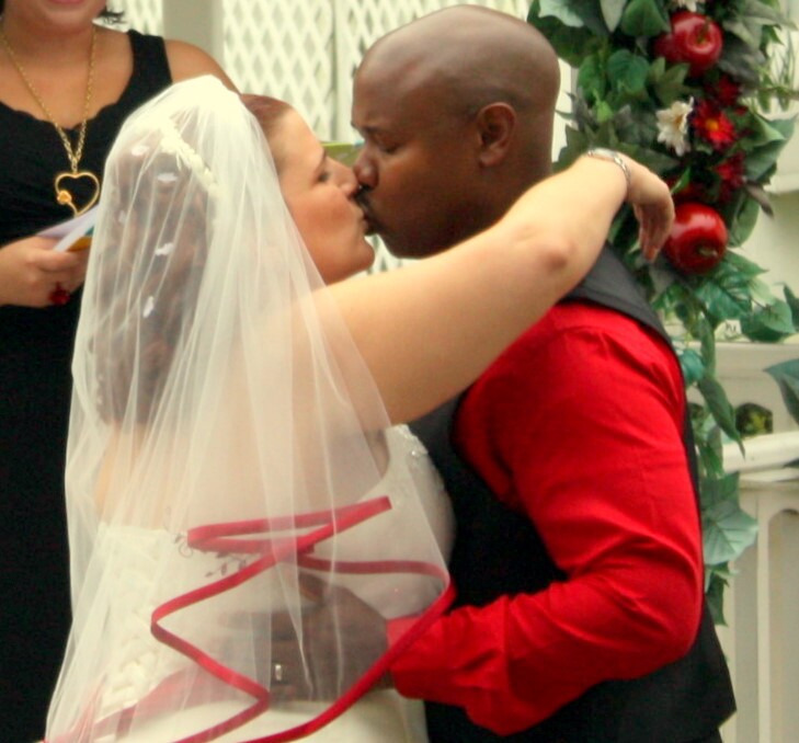 kiss