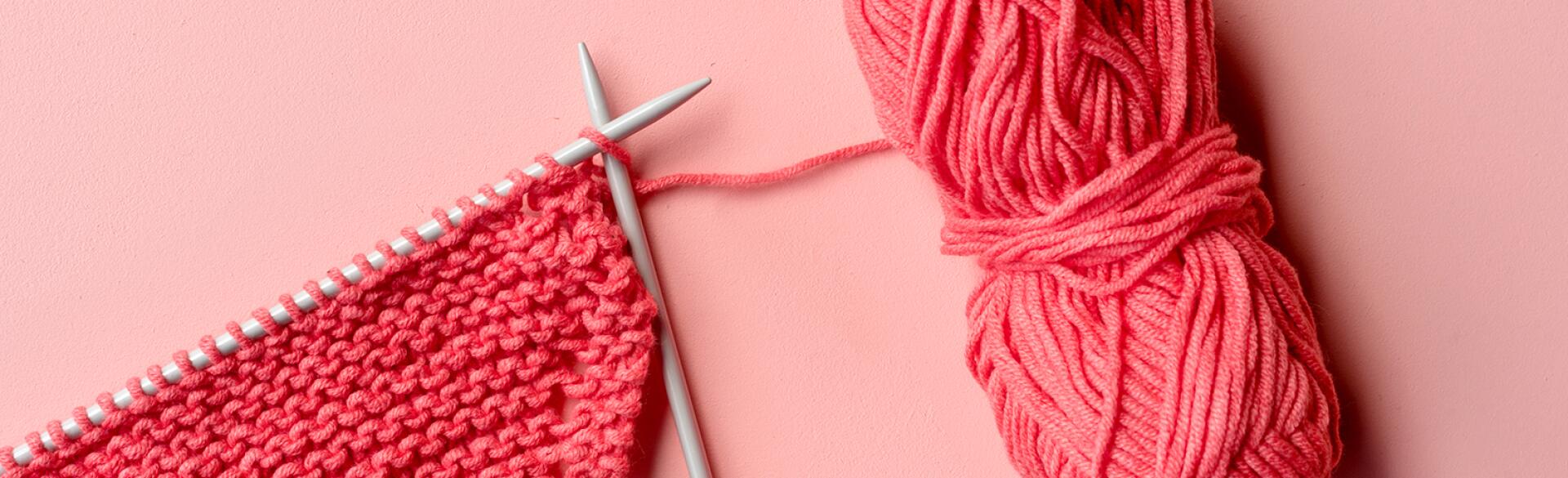 Knitting needle and yarn