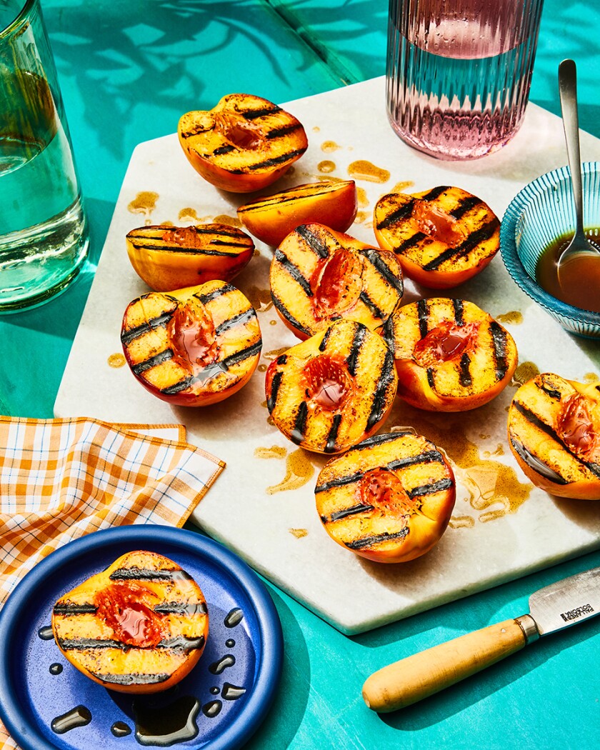 Grilled peaches with drizzle