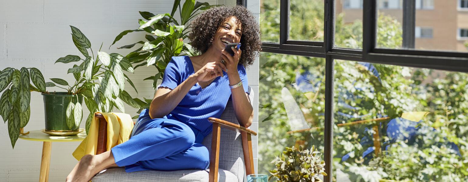 woman socializing online because of covid-19 social distancing