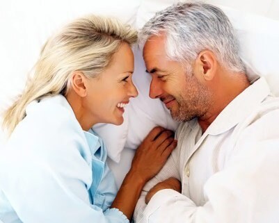 over40-couple-bed