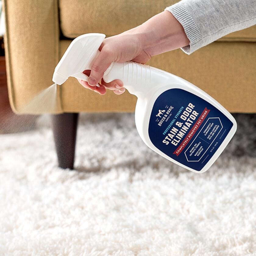 Rocco+Roxie-Stain+Odor-Eliminator-Lifestyle_1.jpg