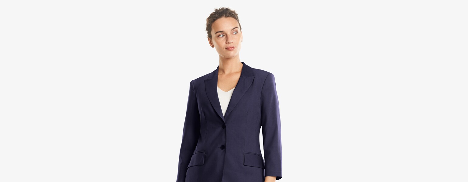 How to wear navy and black
