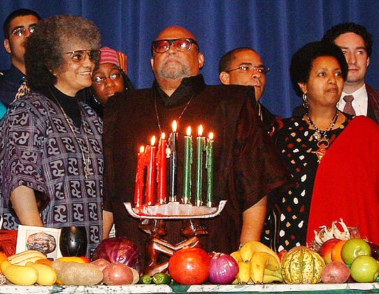 Ron Karenga leads Kwanzaa celebration