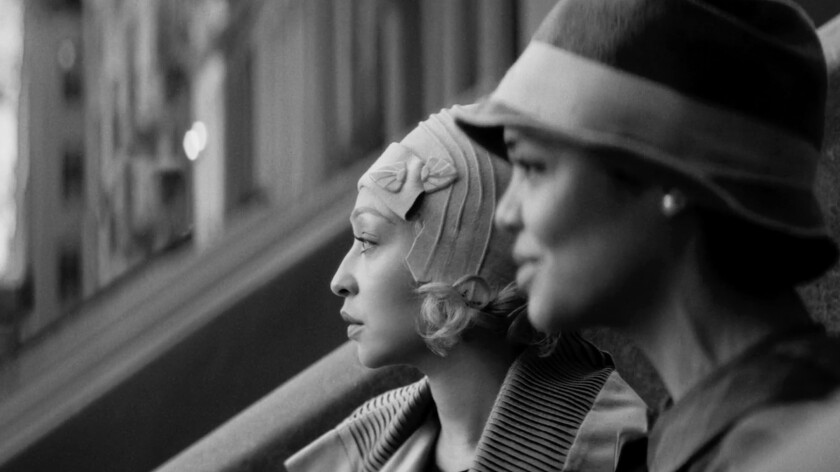 Passing_Passing_Sc 71_Clare (Ruth Negga) and Irene (Tessa Thompson) on the Stoop Reverse Angle_CR2