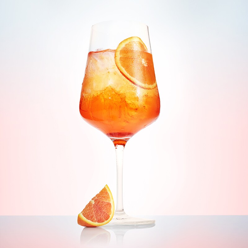 Summer_Cocktails_to_Make_at_home_20GF1505_6580_aperol_spritz_R1_800.jpg