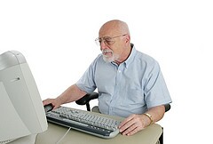 Sr Man Confused by Computer