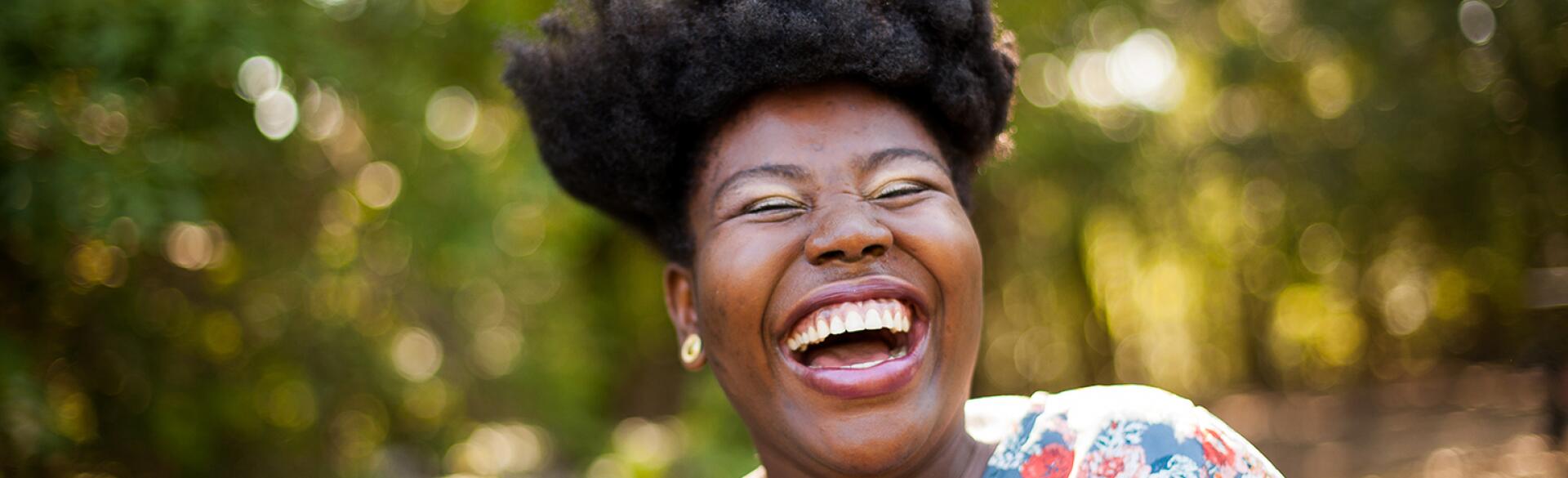 image_of_black_woman_laughing_Stocksy_txp6a7370c0UDU200_OriginalDelivery_2130121_1540
