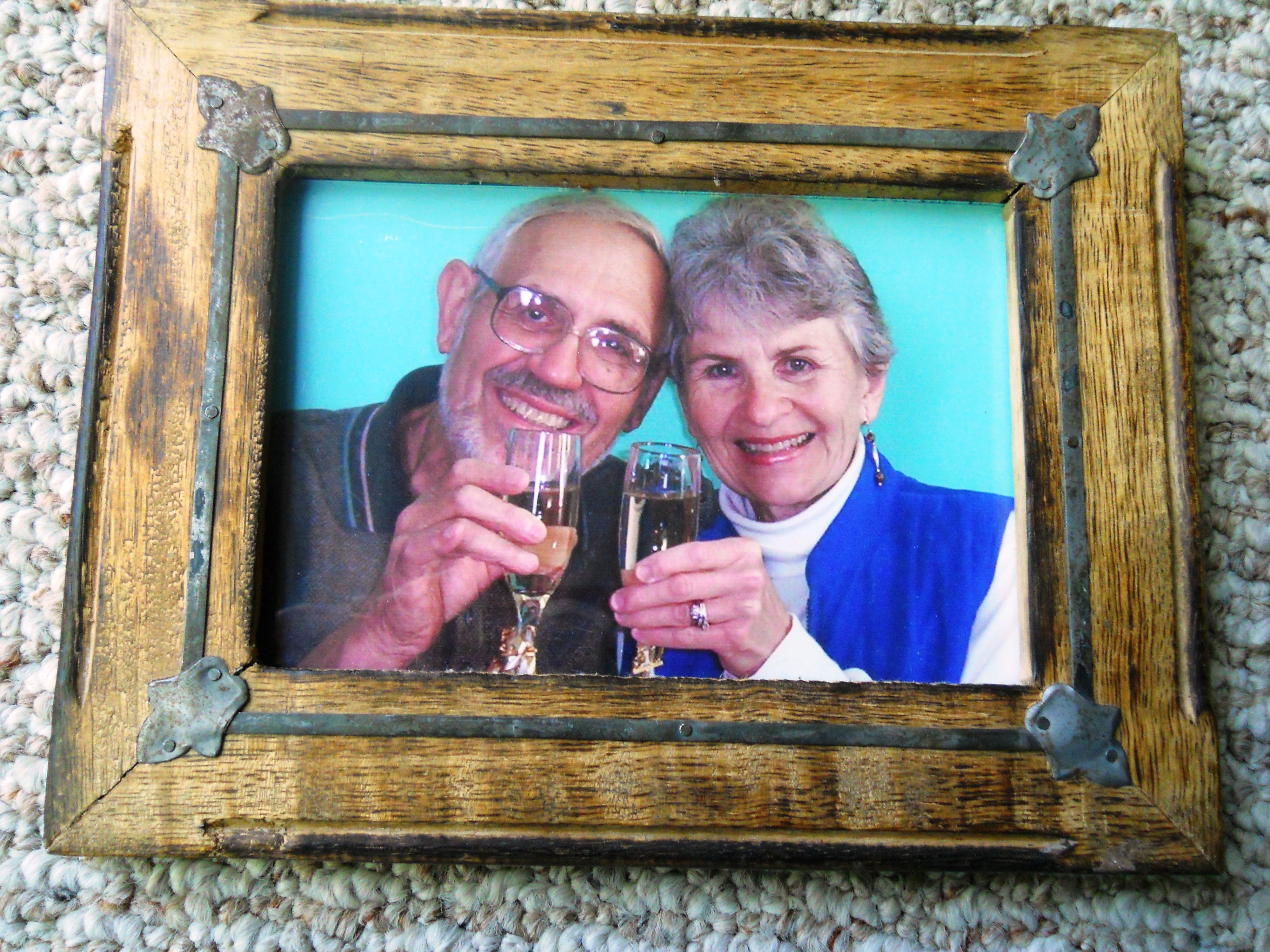 Home made picture frame via Jeff Yeager